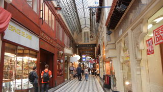 パッサージュ・ジュフロワ、パッサージュ・ヴェルドー 