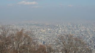 地下鉄と市電を使って藻岩山に