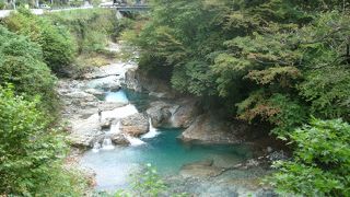 見所が多く変化のある渓谷