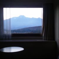 窓から見える妙高山