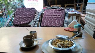 中庭は雰囲気が良い。