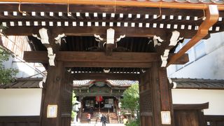 通称革堂・巡礼者が訪れる場所。