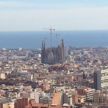 グエル公園上にある広場から見える景色