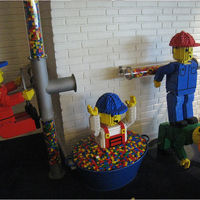 ホテル内でレゴ作品鑑賞