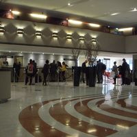 フロントです。９５０室も有るので込んでいました。