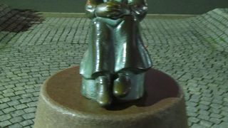 童謡をモチーフした像