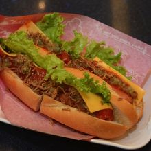 ボリューミーなホットドック！！