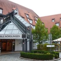 外観は伝統的なドイツ建築でも中は近代ホテル