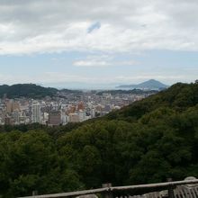 松山市内を見ることができます。