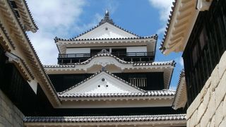 天守閣から眺められる松山市内の風景を！　～松山城天守閣～