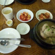 参鶏湯　食前酒は結構利く