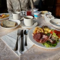 ついつい食べ過ぎる朝食
