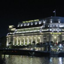 フーラトンホテル