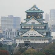 センスが良く、笑顔の応対に癒されドリンクもいける。大阪城観光とセットで利用。12階のレストランも味良く城を俯瞰する眺め抜群、