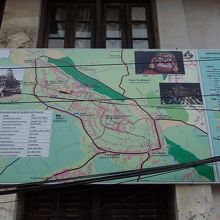 観光地図の掲示板