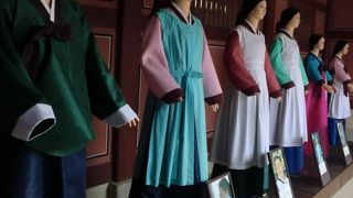 華城行宮⇒「チャングムの誓い」のロケ地で撮影セットを見学！