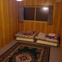 収容所的・・・