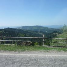 Moldovitaへ向かう途中。1000mからの景色♪