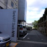 アート作品の展示場として