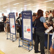 ブルーエクスプレスは第３ターミナルでチェックインでした