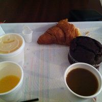 これが朝食。充分でしょ。