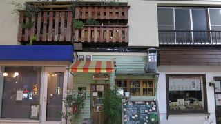 ハティフナット アジアの扉