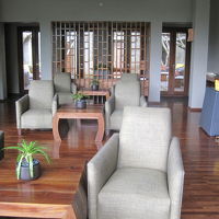 チェックアウトに利用出来るラウンジ。