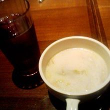 濃厚で具だくさんのスープ