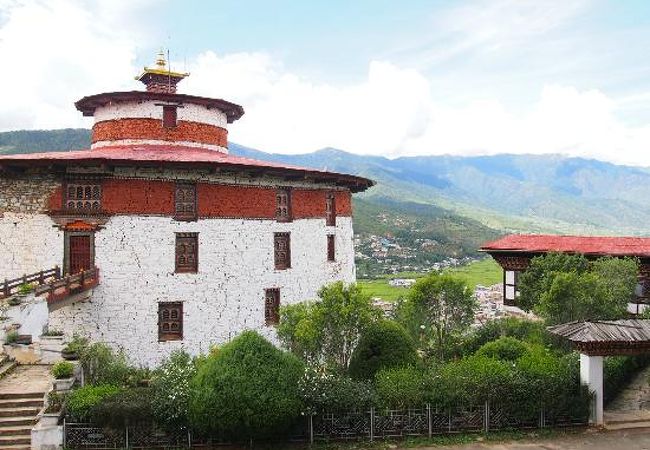 ブータン文化とチベット仏教を学ぶ