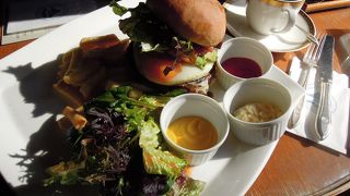 宿泊しなくても利用可能。