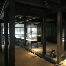 １階は「出島」の歴史などに関する展示室です