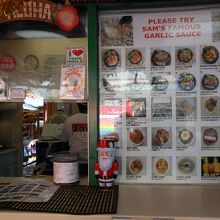 いつも何かが品切れ中で、残念。