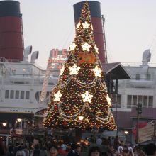 コロンビア号とクリスマスツリー