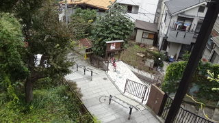 階段が続きます