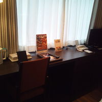 ﾃｰﾌﾞﾙ、ｺﾝｾﾝﾄはこことﾍﾞｯﾄﾞｻｲﾄﾞにもあります