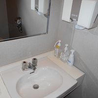 トイレ有り、風呂なしです。