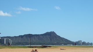 ワイキキと違って静か！撮影ポイント！