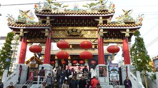 参拝せず・・・