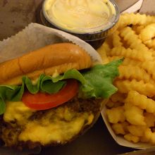 ジューシーで、かなりの美味しさ！