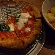 ピザはいままで食べたピザの中で一番美味しかったです！