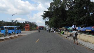 徒歩での国境越え