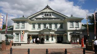 日本最古の芝居小屋