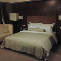 スイートのベッドルーム。枕を選べます。抱き枕が嬉しい！