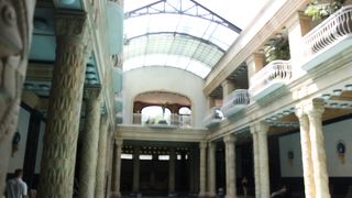 温泉というより温水プール