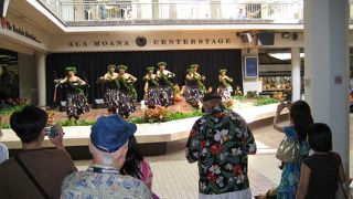 必ず行くところです