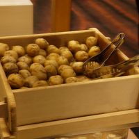 蒸かしジャガイモを好きなだけどうぞ