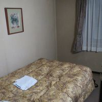 古びていますが部屋は快適です。