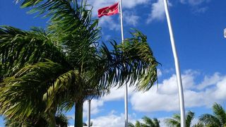 ホノルルから以外と遠いパールハーバー