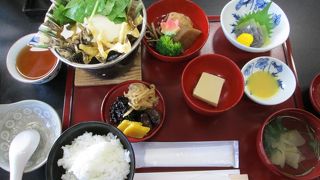 琵琶湖の眺めに、精進料理