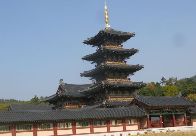 百済の時代が復元、大きな観光施設